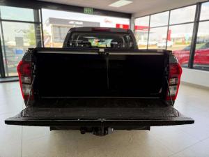 Isuzu D-MAX 250 HO HI-RIDE automatic D/C - Image 10