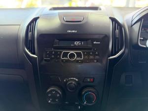 Isuzu D-MAX 250 HO HI-RIDE automatic D/C - Image 18
