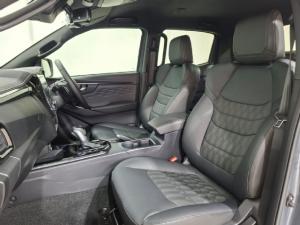 Isuzu D-Max 3.0TD double cab V-Cross - Image 10