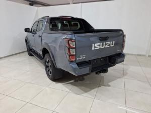 Isuzu D-Max 3.0TD double cab V-Cross - Image 3