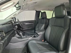 Isuzu mu-X 1.9TD LS - Image 13