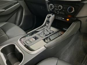 Isuzu mu-X 1.9TD LS - Image 9