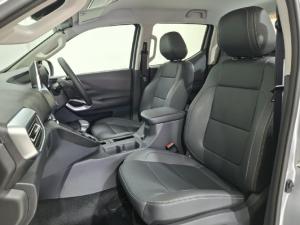 Peugeot Landtrek 2.2D double cab 4Action 4x4 - Image 8
