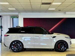 Land Rover Range Rover Sport D350 Dynamic HSE - Image 2