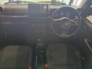 Suzuki Jimny 1.5 GLX AllGrip 5-door manual - Image 6