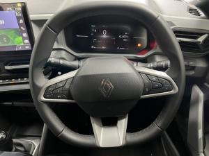 Renault Duster 1.2T hybrid Zen 4WD - Image 10