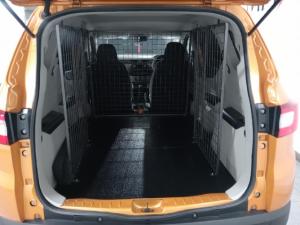 Renault Triber 1.0 Express panel van - Image 5