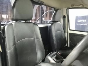 Mahindra Pik Up 2.2CRDe single cab S4 (aircon) - Image 10