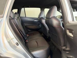 Toyota Corolla Cross 1.8 GR-Sport - Image 17