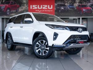 Toyota Fortuner 2.4GD-6 4x4 - Image 1