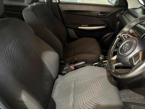 Suzuki Swift 1.2 GLX auto - Image 5