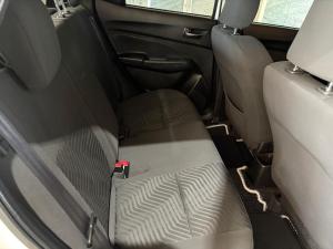Suzuki Swift 1.2 GLX auto - Image 8