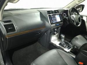 Toyota Land Cruiser Prado 2.8GD VX - Image 8