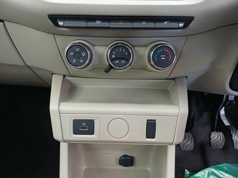 Renault Triber Triber 1.0 Techno