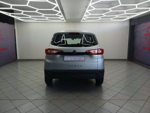 Renault Triber 1.0 Evolution - Image 12