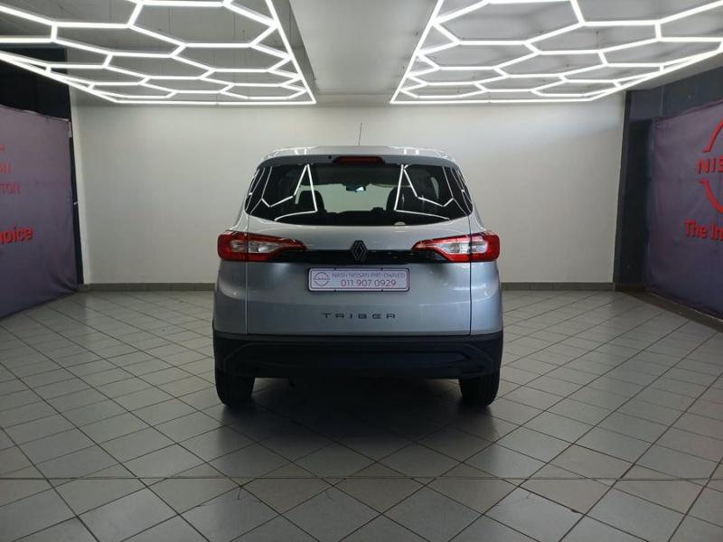 Renault Triber Triber 1.0 Evolution