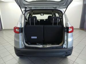 Renault Triber 1.0 Evolution - Image 17