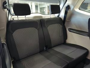 Renault Triber 1.0 Evolution - Image 21