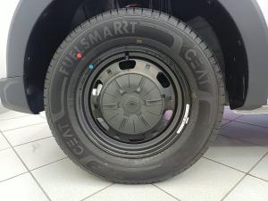 Renault Triber 1.0 Evolution - Image 23
