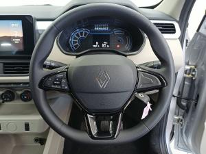 Renault Triber 1.0 Evolution - Image 28