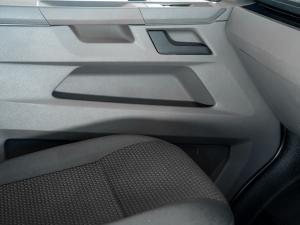 Volkswagen Kombi 2.0TDI SWB Trendline Plus auto - Image 15