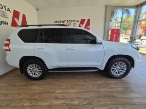 Toyota Land Cruiser Prado 3.0DT VX - Image 3