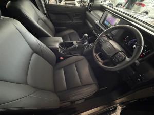 Toyota Land Cruiser FJ 2.7 4x4 VX - Image 13