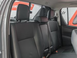 Toyota Hilux 2.8GD-6 double cab Legend - Image 12