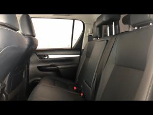 Toyota Hilux 2.8GD-6 double cab 4x4 Raider auto - Image 11