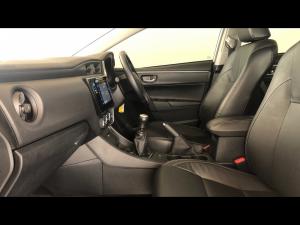 Toyota Corolla 1.6 Prestige - Image 7
