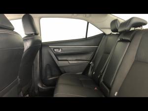 Toyota Corolla 1.6 Prestige - Image 11