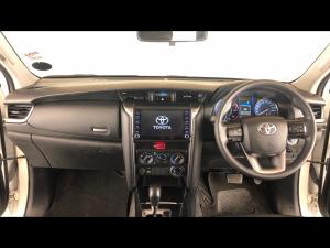 Toyota Fortuner 2.4GD-6 4x4 - Image 6