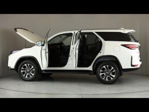 Toyota Fortuner 2.4GD-6 4x4 - Image 26