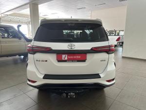 Toyota Fortuner 2.4GD-6 4x4 - Image 5