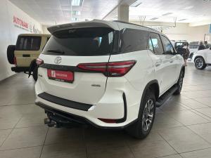 Toyota Fortuner 2.4GD-6 4x4 - Image 2