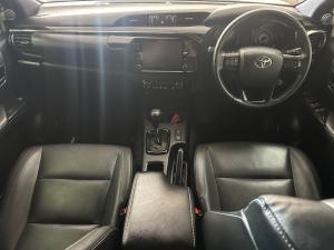Toyota Hilux 2.8GD-6 double cab 4x4 Legend 50 auto - Image 6