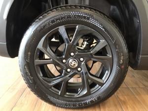 Toyota Urban Cruiser 1.5 XR manual - Image 12