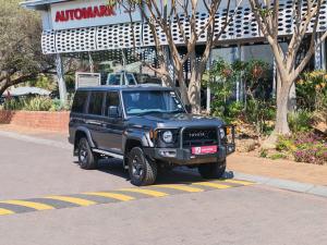 Toyota Land Cruiser 76 2.8GD-6 station wagon VX - Image 1