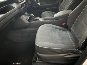 Toyota Hilux 2.8GD-6 double cab SRX 4x4 - Image 7