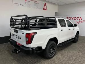 Toyota Hilux 2.8GD-6 double cab SRX 4x4 - Image 2