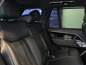 Land Rover Range Rover D350 HSE - Image 10