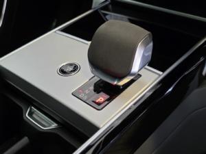 Land Rover Range Rover D350 HSE - Image 14