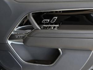 Land Rover Range Rover D350 HSE - Image 17