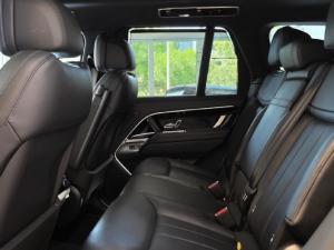 Land Rover Range Rover D350 HSE - Image 19