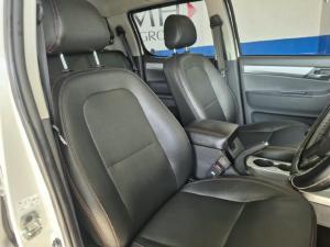 JAC T8 1.9TDi double cab Lux - Image 9