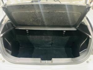 Suzuki Baleno 1.5 GL manual - Image 12