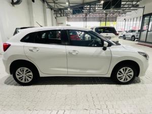 Suzuki Baleno 1.5 GL manual - Image 2