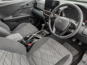 Mahindra XUV 3XO 1.2T MX3 manual - Image 6