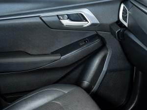 Isuzu D-Max 1.9TD double cab LS auto - Image 16