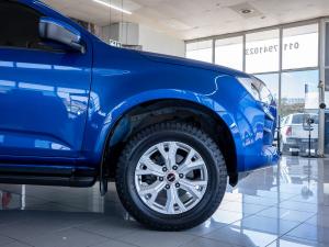Isuzu D-Max 1.9TD double cab LS auto - Image 9